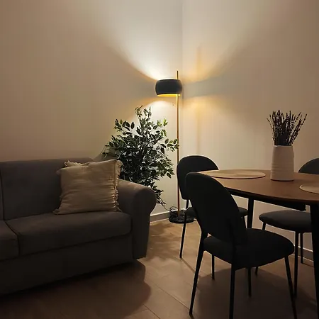 Essence Apartment Neapel